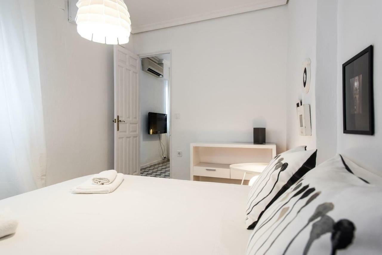 Alhondiga Suite Apartment With Terrace Sevilha Exterior foto